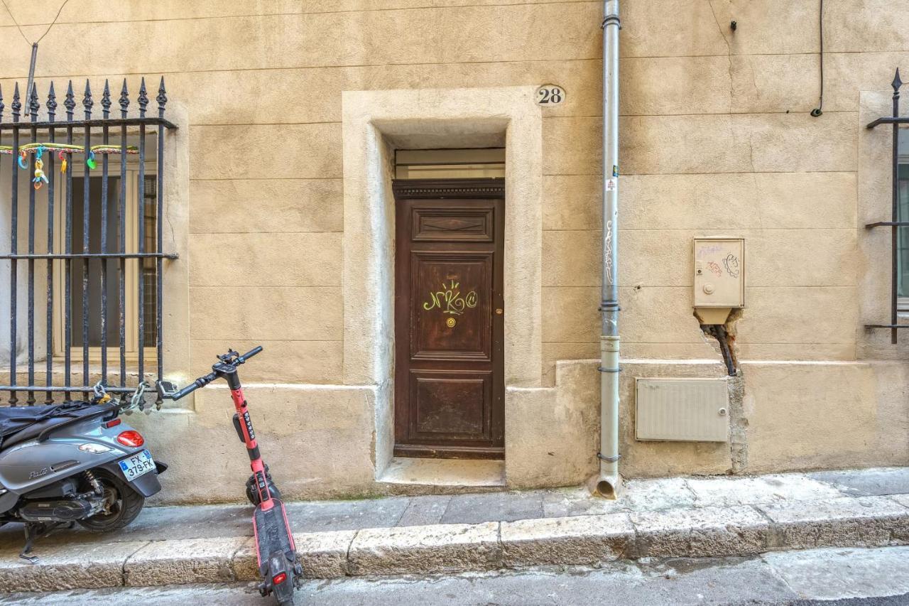 Appartement Panier Caylus - Welkeys Marseille Exterior photo
