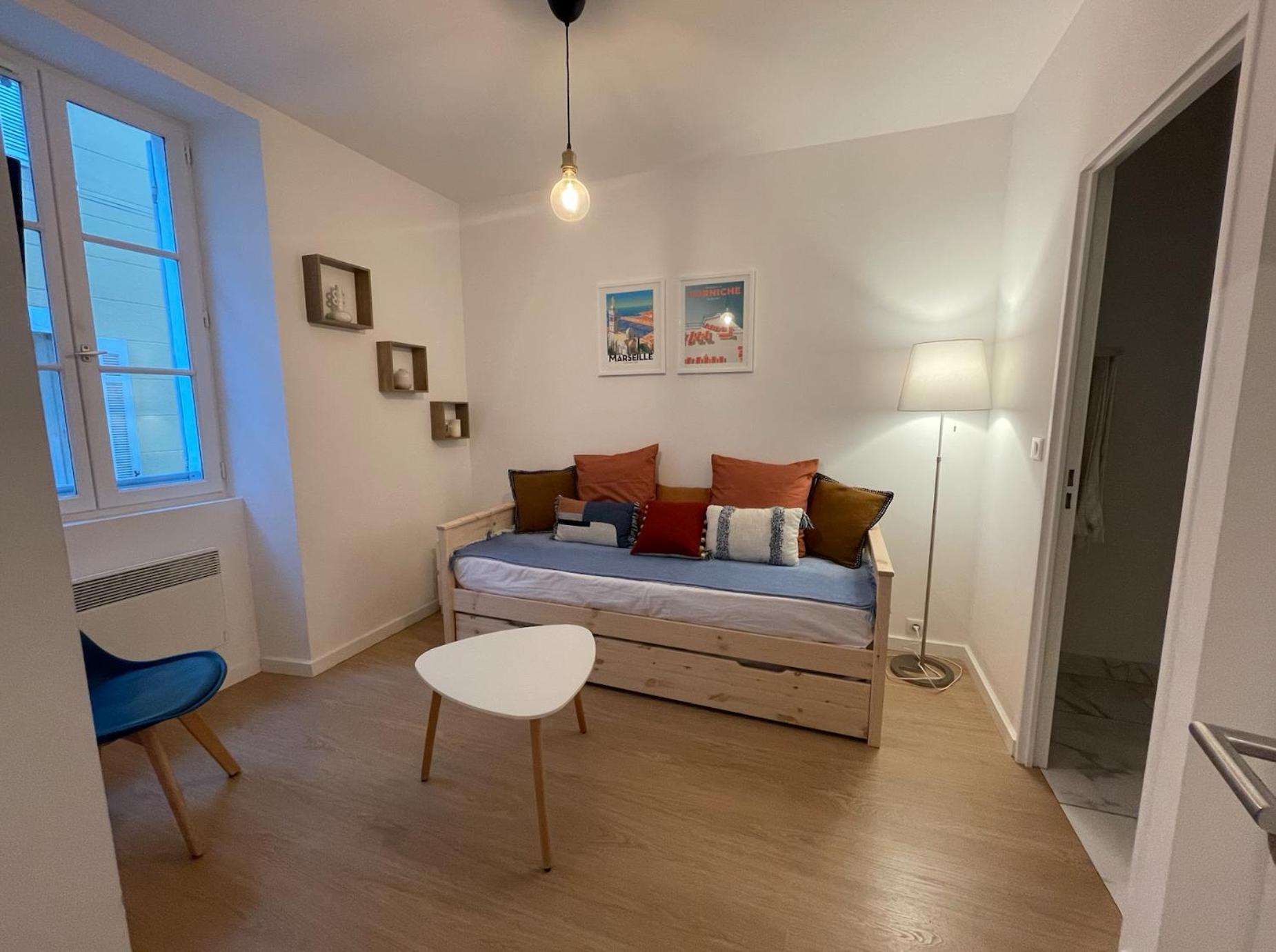 Appartement Panier Caylus - Welkeys Marseille Exterior photo