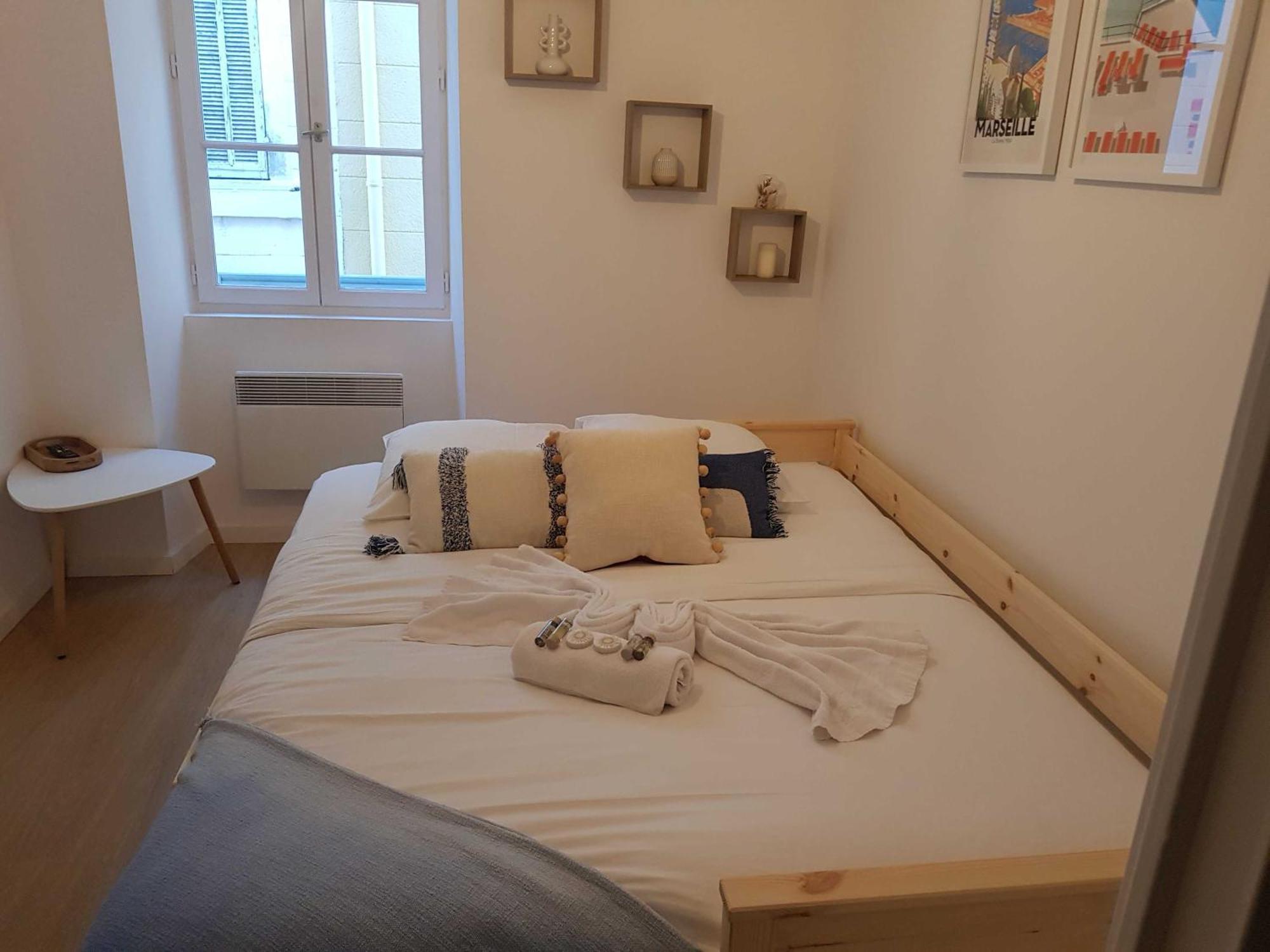Appartement Panier Caylus - Welkeys Marseille Exterior photo