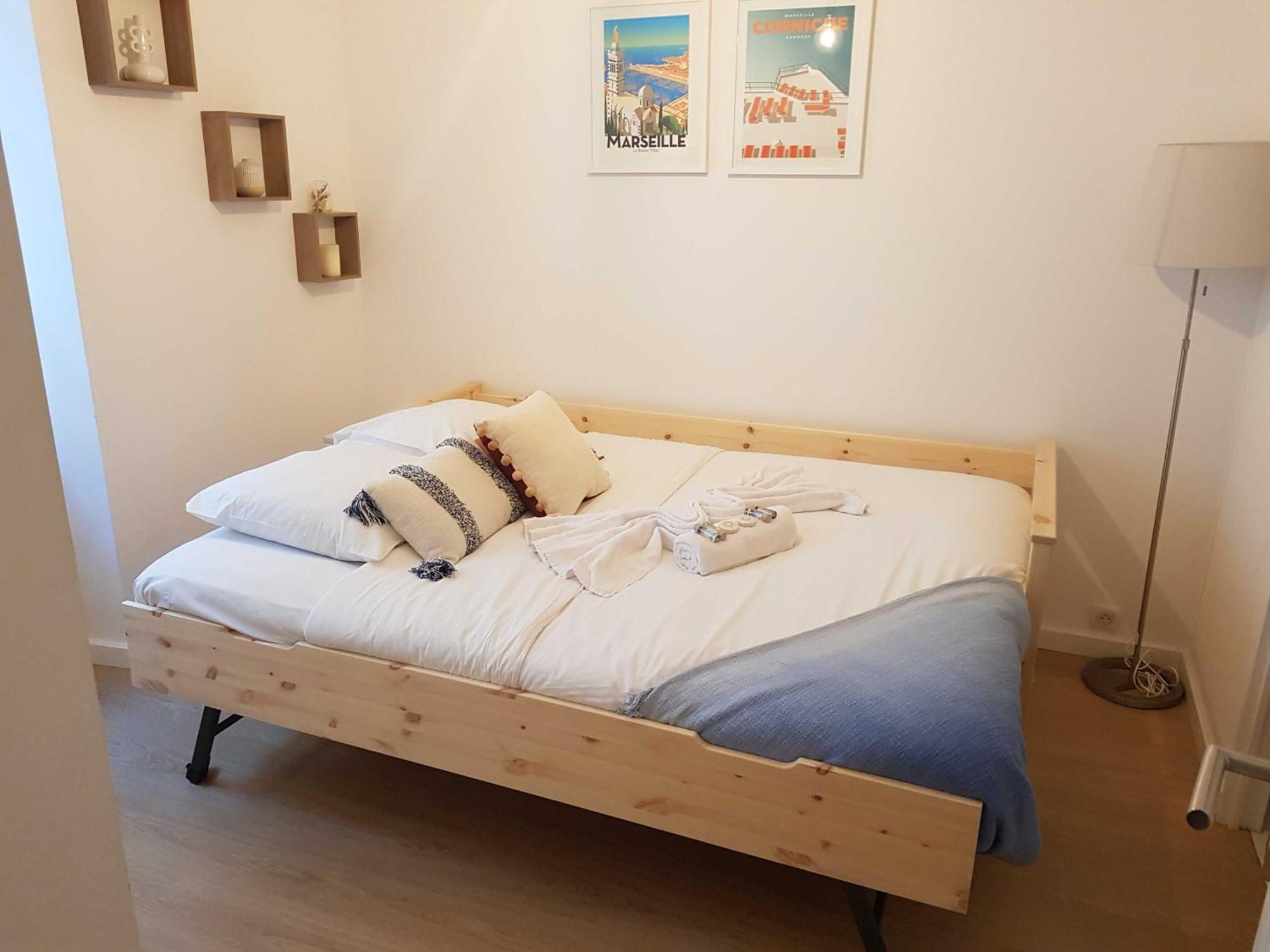 Appartement Panier Caylus - Welkeys Marseille Exterior photo